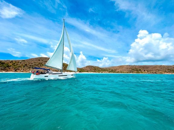 Image of Hakuna Matata IV yacht #5