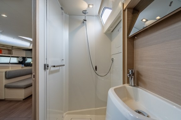 Image of Sunday Girl yacht #15