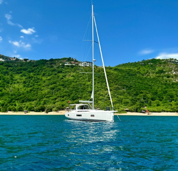 Image of Sunday Girl yacht #42