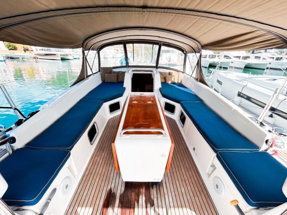 Image of Paradise Found yacht #7