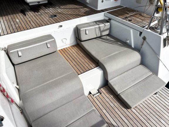 Image of Paradise Found yacht #10