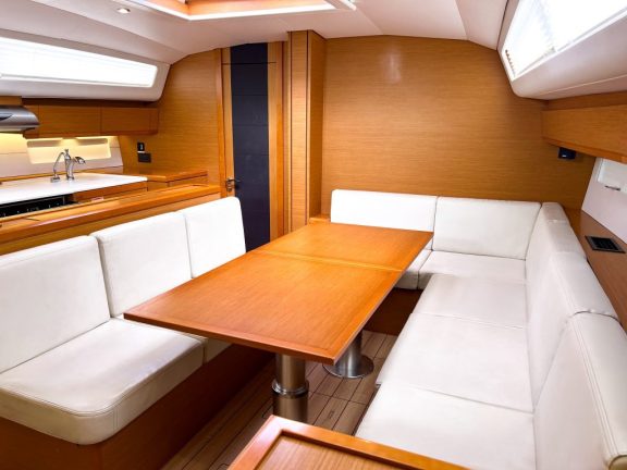 Image of Paradise Found yacht #17