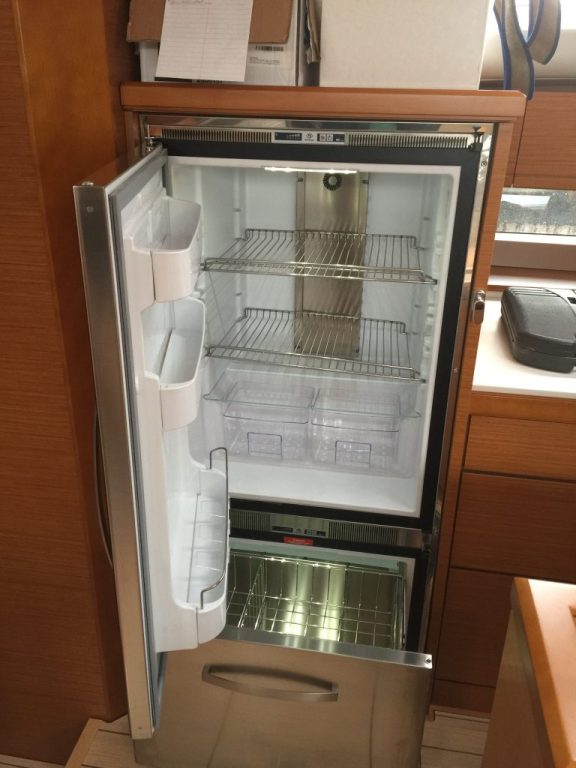 Image of Paradise Found yacht #19