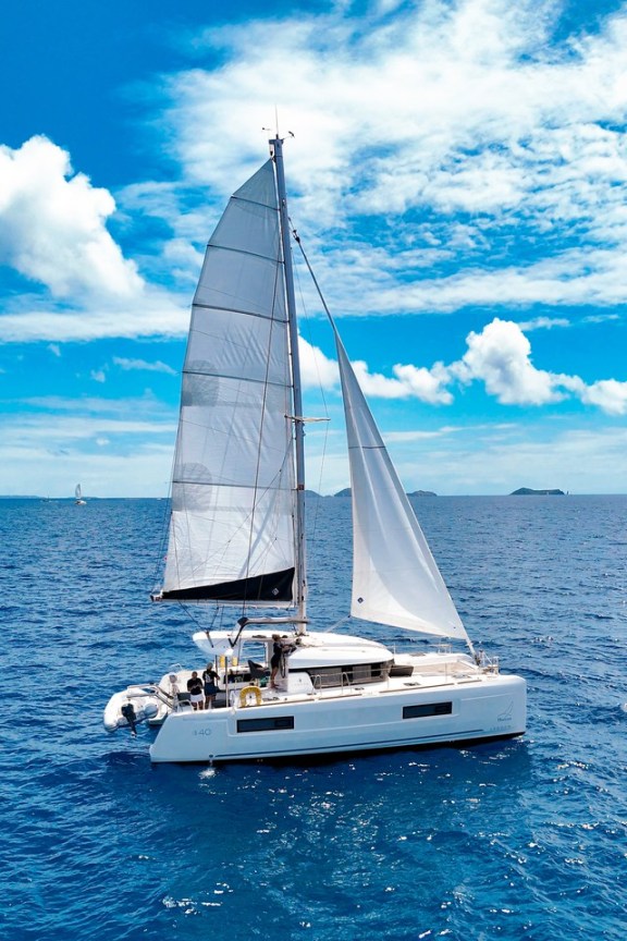 Image of Cloudwalker yacht #9
