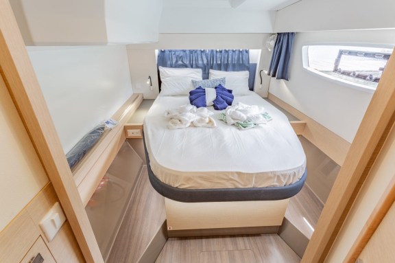 Image of Brown Eyed Girl yacht #19