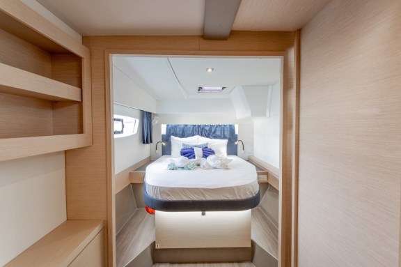 Image of Brown Eyed Girl yacht #18