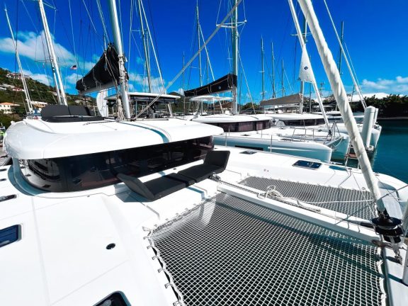 Image of Wanderlust yacht #10