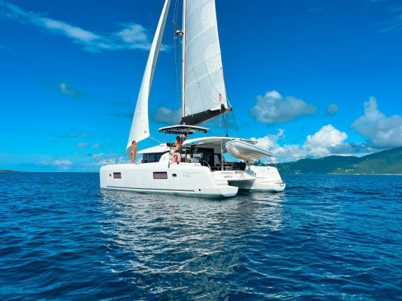 Image of Wanderlust yacht #12