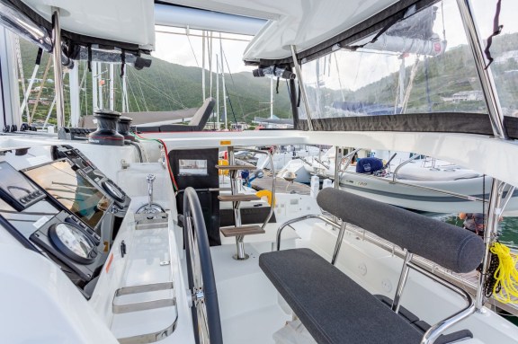 Image of Arctic Fantasy II yacht #10