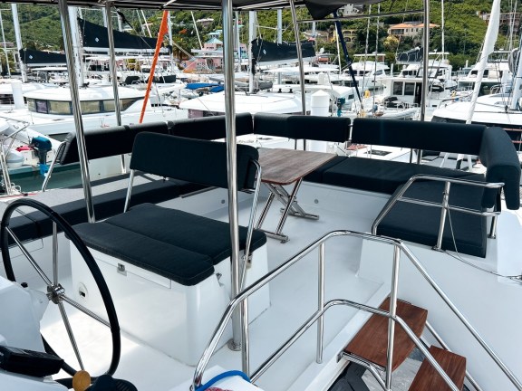 Image of Cadenza yacht #9