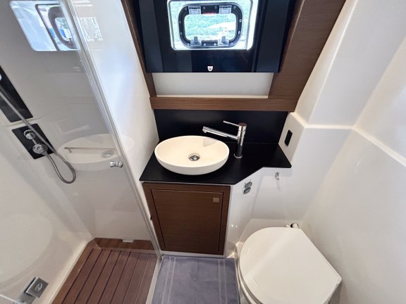 Image of Cadenza yacht #25