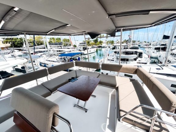 Image of Luna yacht #23