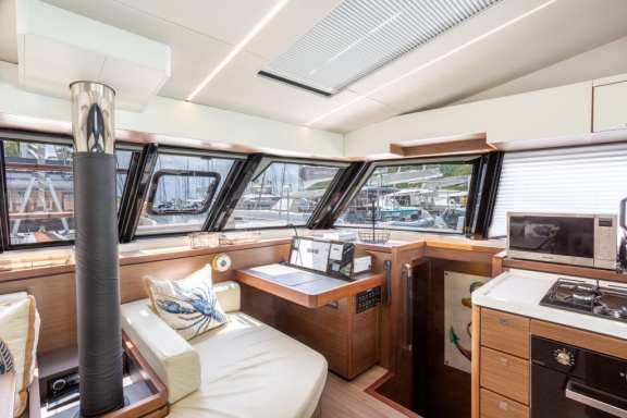 Image of Luna yacht #26