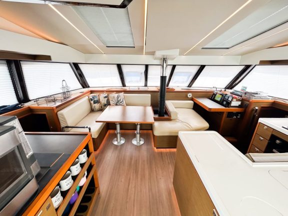 Image of Luna yacht #29