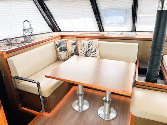 Image of Luna yacht #30