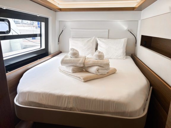 Image of Luna yacht #37