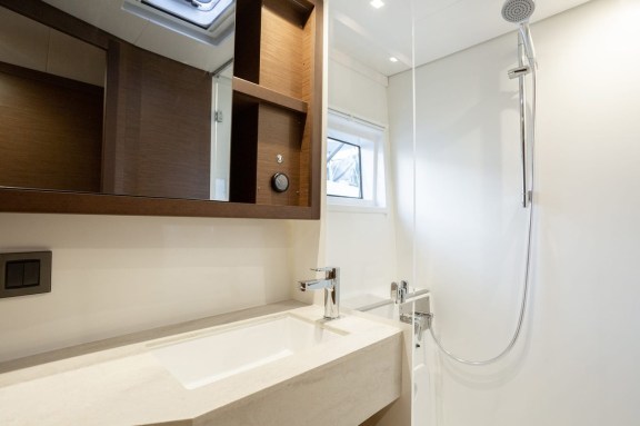 Image of Clearlake III yacht #30