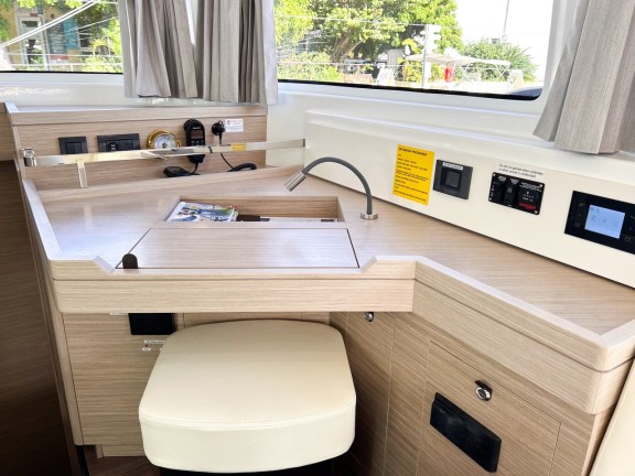 Image of Island Tonic yacht #24