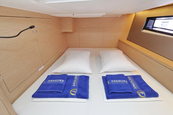 Image of D44-02 yacht #21