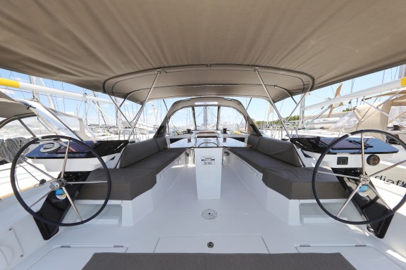 Image of D44-04 yacht #7