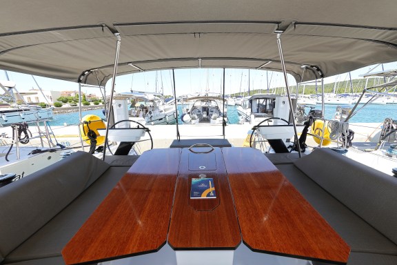 Image of D44-04 yacht #10