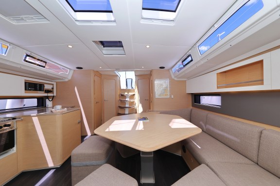 Image of D44-04 yacht #16