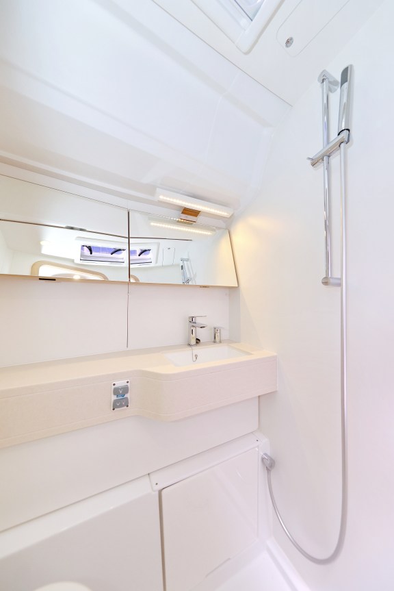 Image of D44-04 yacht #32