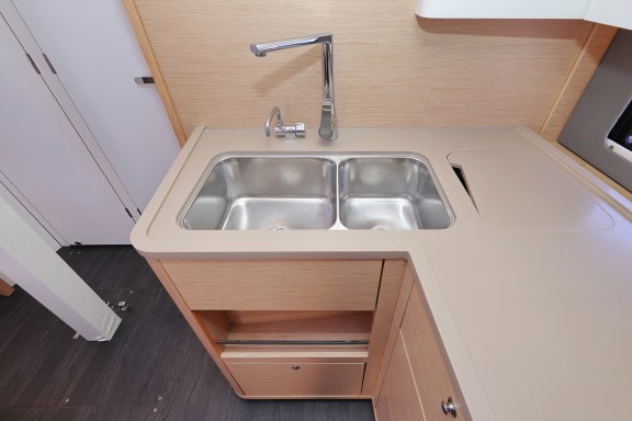 Image of D44-04 yacht #40