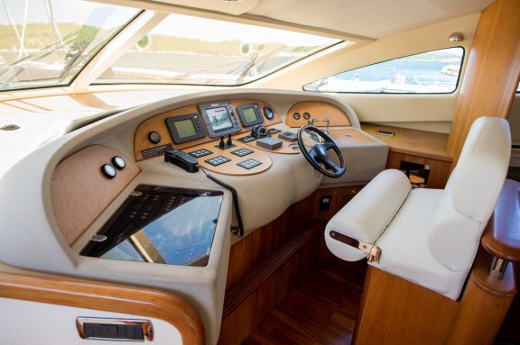 Image of Senza Parole yacht #18