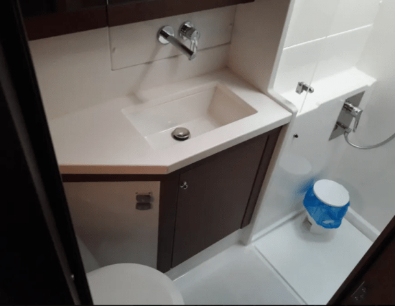 Image of Solstice yacht #12