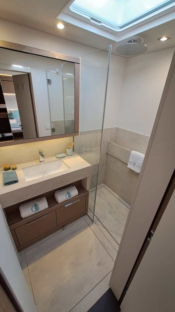 Image of La Desirade yacht #18