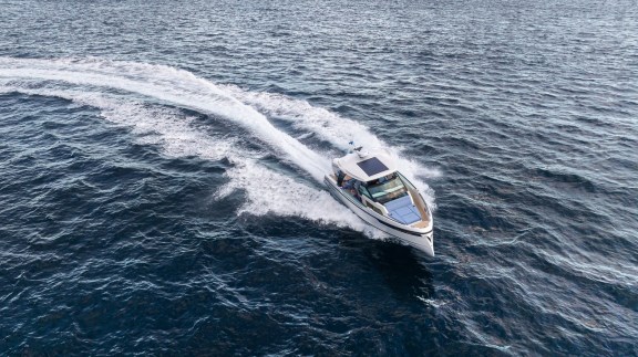 Image of Tide Hunter yacht #3