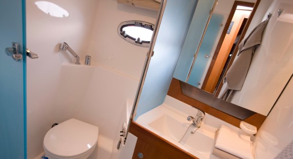 Image of Antares 36 yacht #14