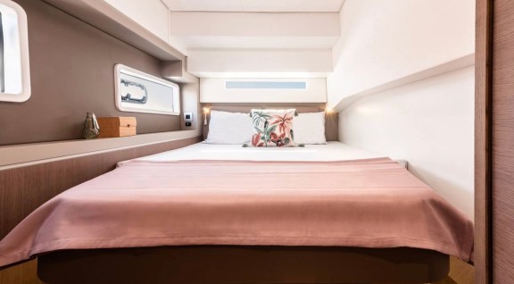 Image of Majestic Sunset yacht #5