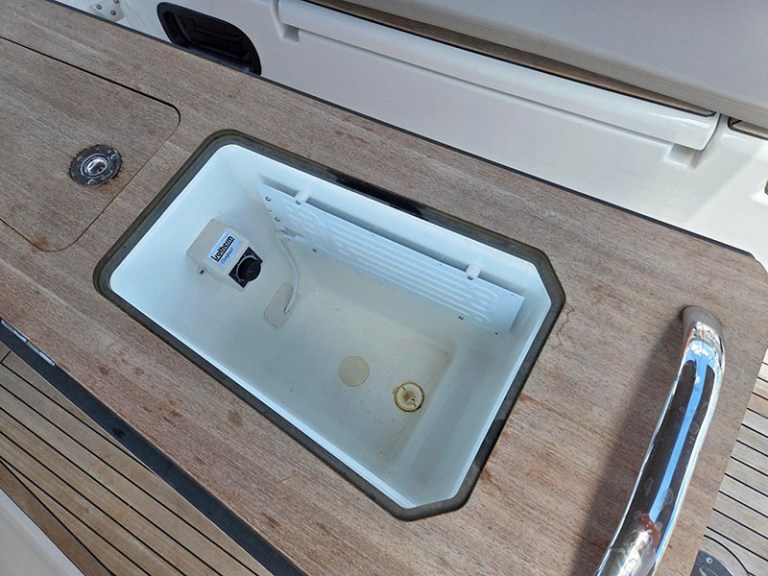 Image of Vera yacht #26
