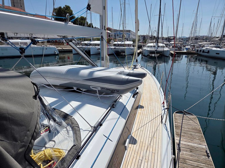 Image of Vera yacht #29