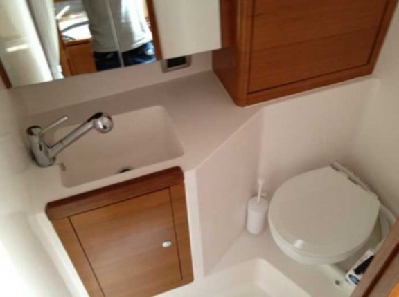 Image of White Butterfly yacht #10