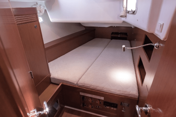 Image of Vanessa M yacht #12