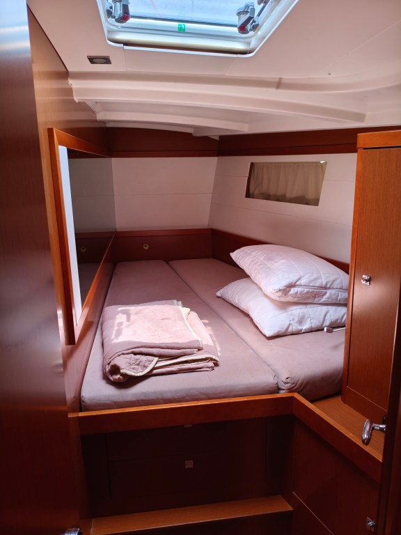 Image of Skiron yacht #31