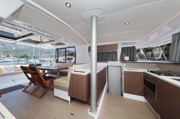 Image of Ocean Oasis yacht #10