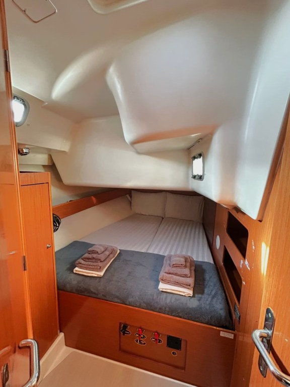 Image of Leonidas yacht #12