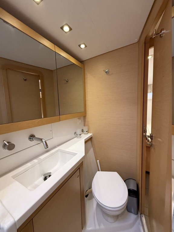 Image of Lu Lu yacht #21