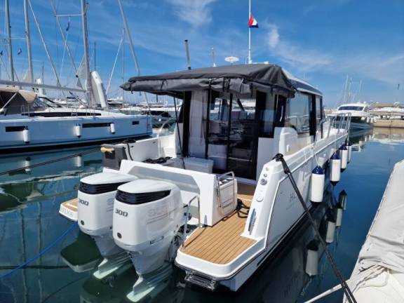 Image of Helios yacht #3