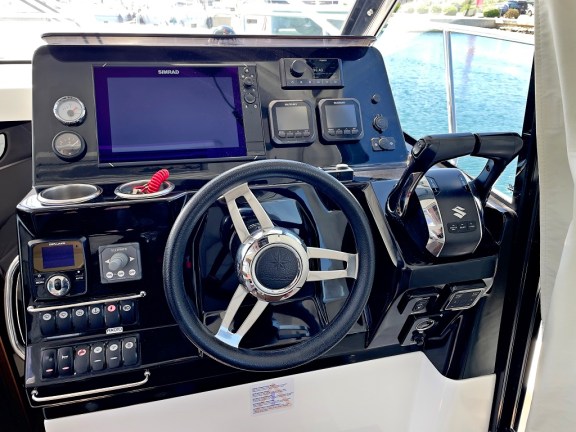 Image of Helios yacht #12