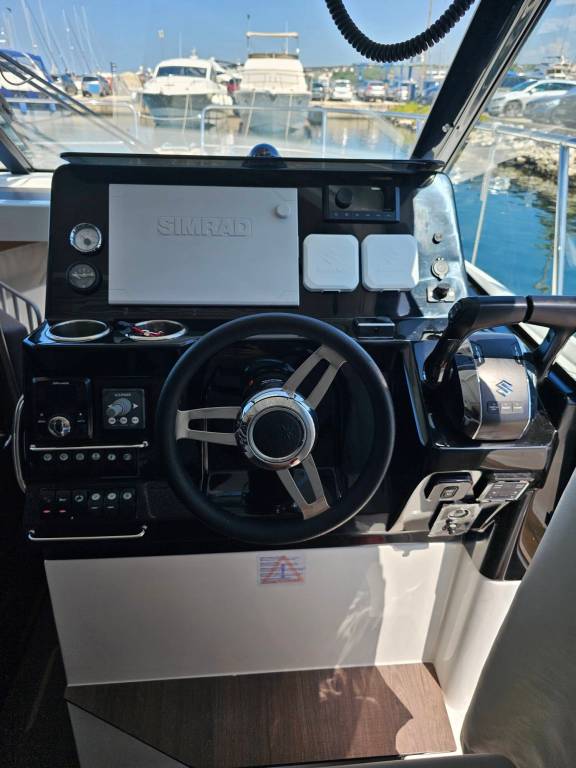 Image of Helios yacht #13