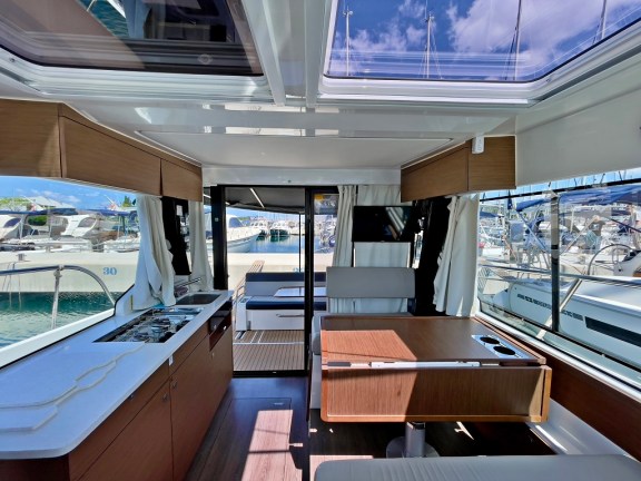 Image of Helios yacht #8