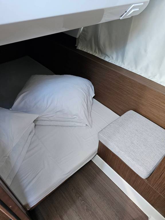 Image of Helios yacht #25