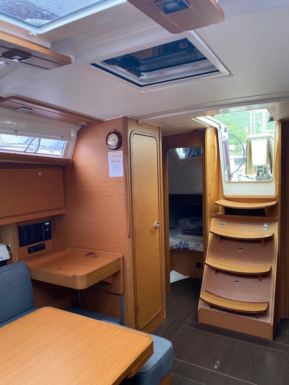 Image of Joy 5 yacht #6