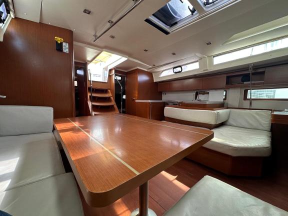 Image of Velvet Dice yacht #7