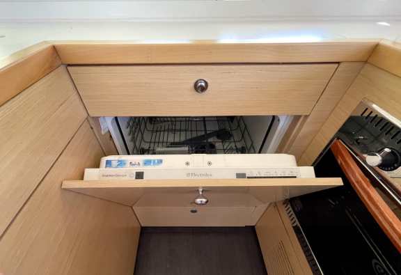 Image of Altair yacht #9